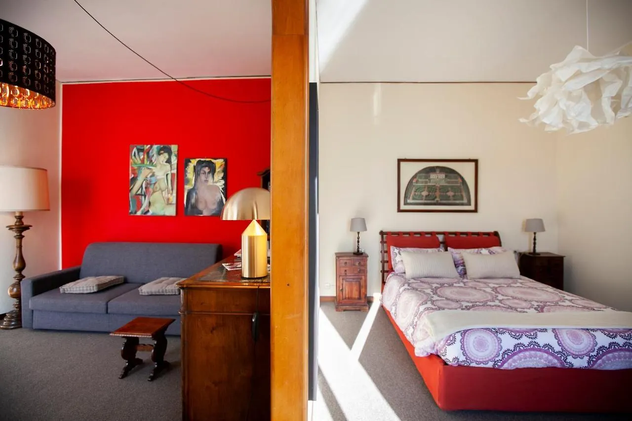 Darsena Di Riva Grande Hotel Moltrasio 3*,