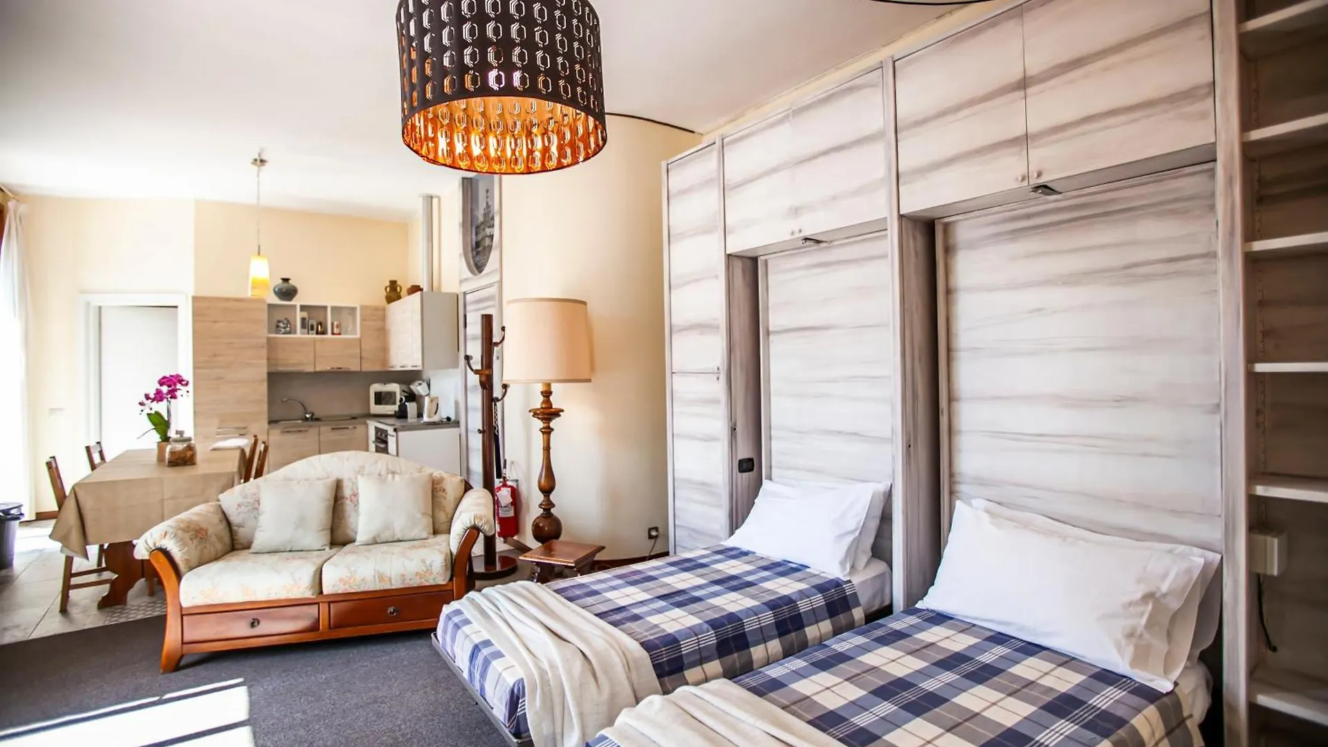 Darsena Di Riva Grande Hotel Moltrasio 3*,