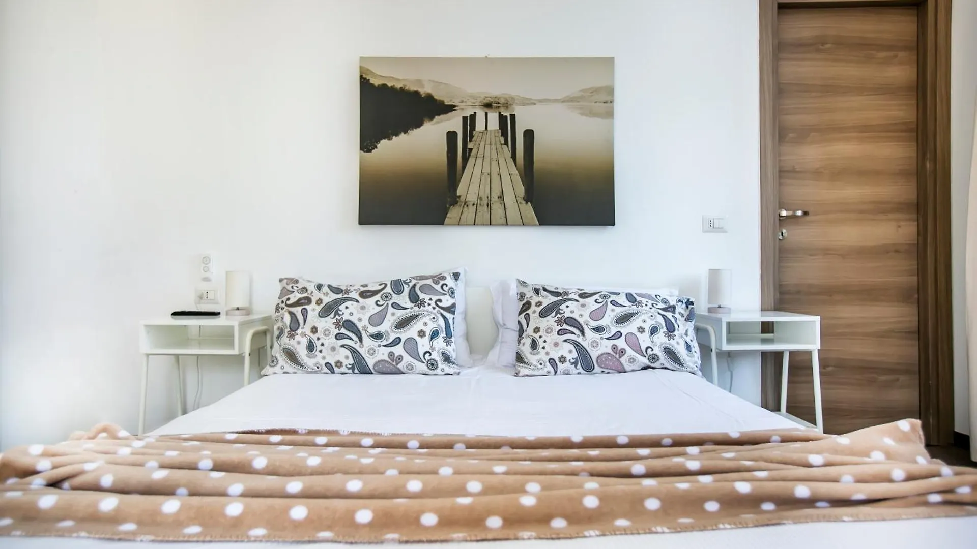Darsena Di Riva Grande Hotel Moltrasio Guest house
