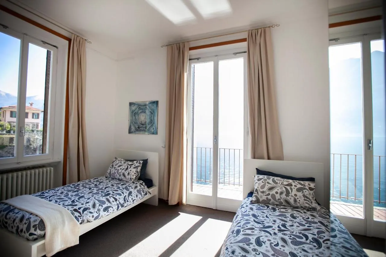 Darsena Di Riva Grande Hotel Moltrasio Guest house